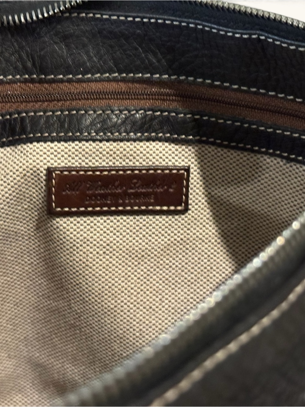 Vintage Dooney & Bourke Black Pebbled Leather Top Handle Bag W/ Brown Trim - Picture 6 of 12
